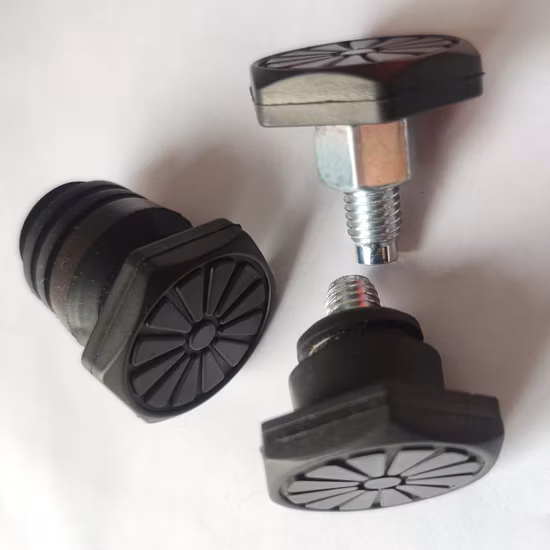 Produzione in fabbrica Tappi in gomma NBR / FKM / Silicone / Neoprene / EPDM Parti in gomma plastica stampate / estruse / ad iniezione